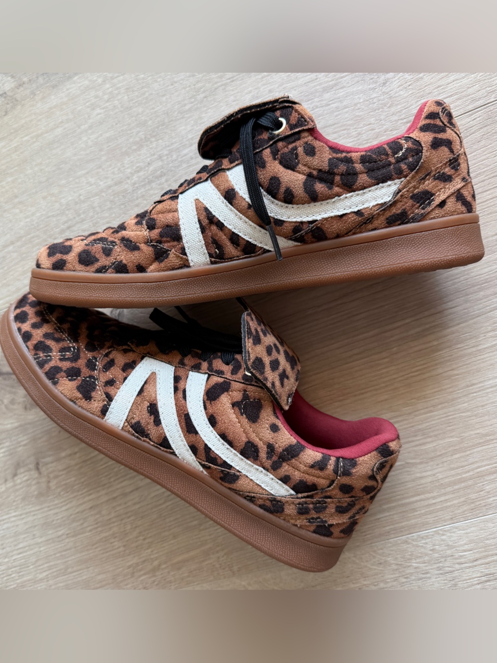 Rosella Carlie Leopard Print Sneakers Size 7.5